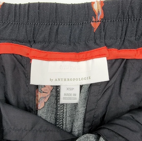 Anthropologie Ett Twa Black Floral Cropped Wide Leg Pants Womens Size XS Petite - Picture 13 of 16